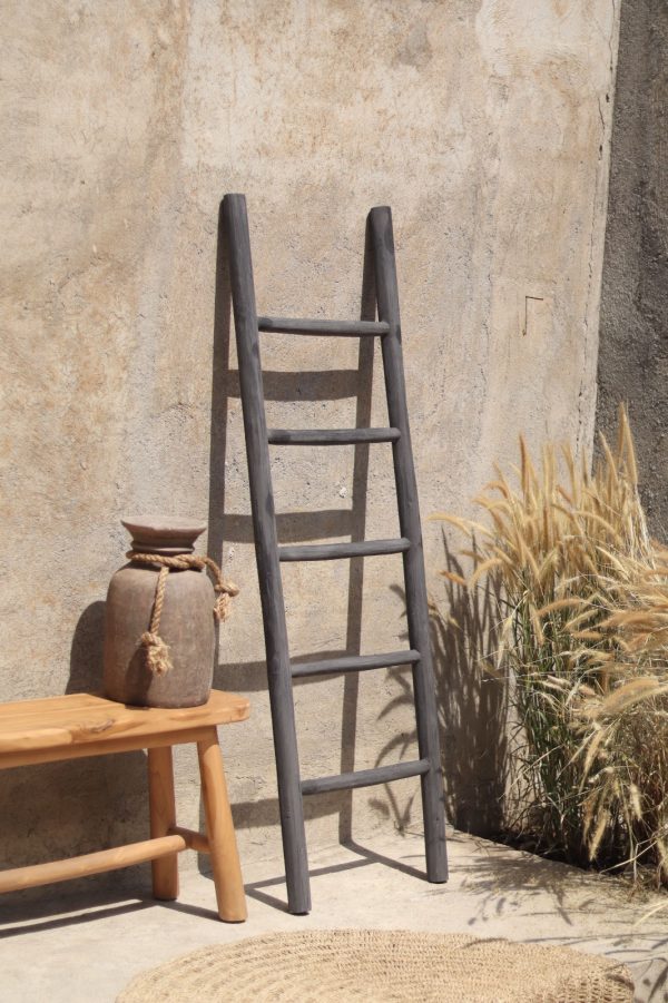 Natural Ladder Matt Black