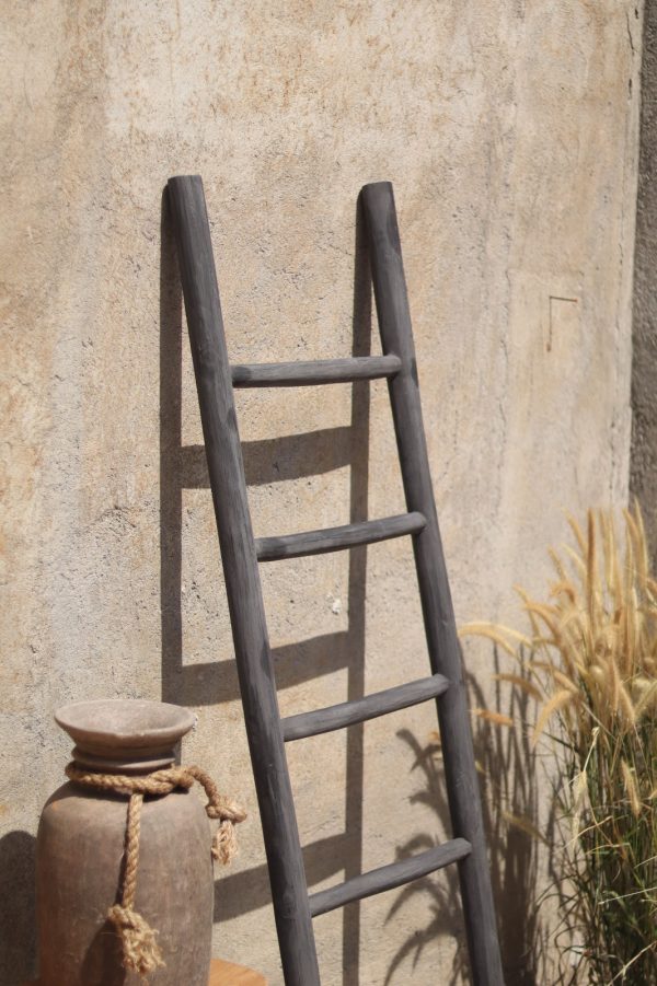 Natural Ladder Matt Black