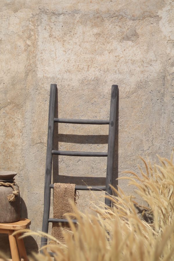 Natural Ladder Matt Black