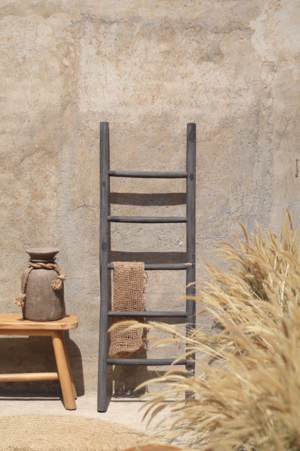 Natural Ladder Matt Black