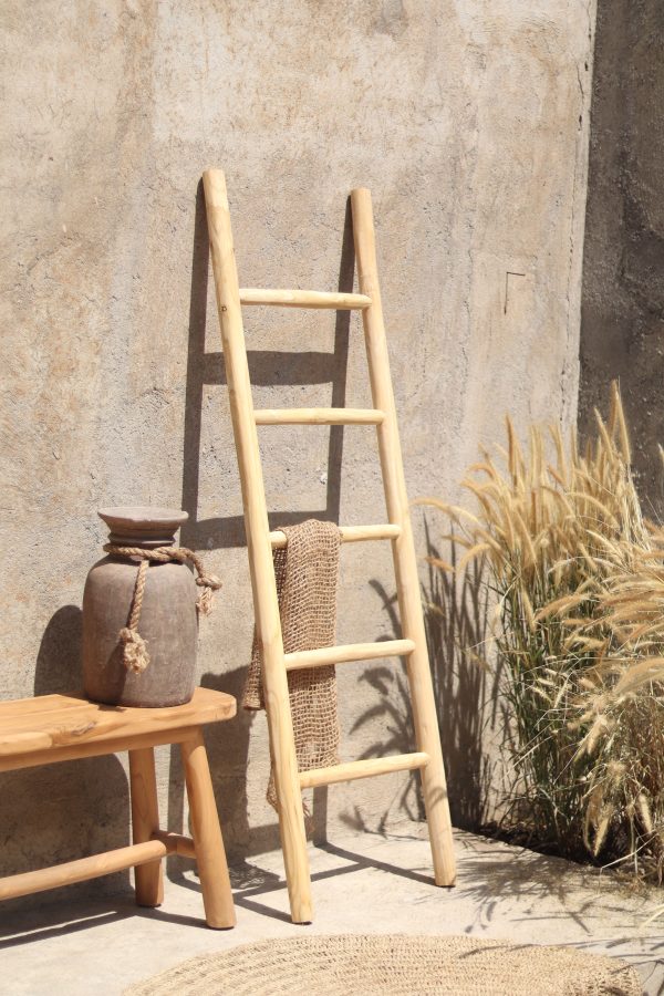 Natural Ladder Oak Look