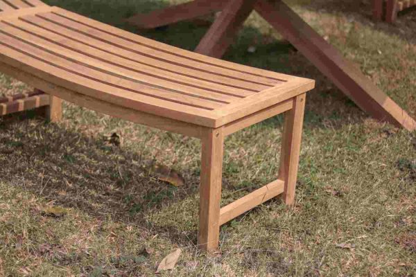 Curves Windsor Stool